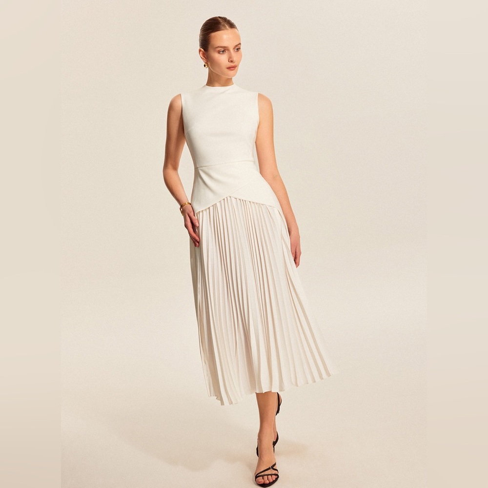 Commense Ivory Pleated Midi Dress